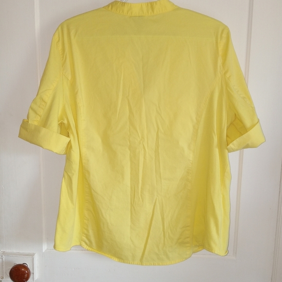 5 for $10 Anne Klein Yellow 1/4 Rollup Sleeve Button Down VNeck Top size XL - Picture 8 of 8